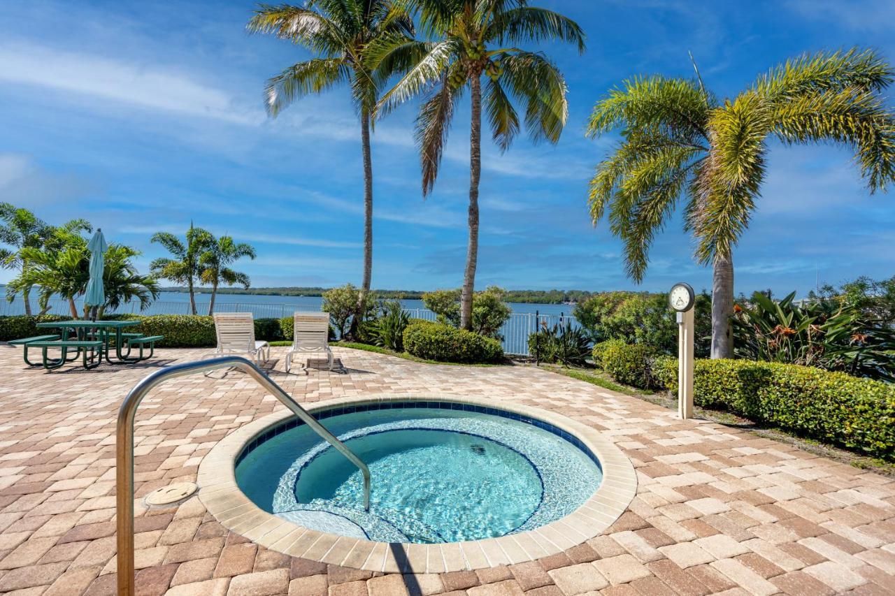 Elegant Waterfront Place For Two/Boca Ciega Resort San Petersburgo Exterior foto